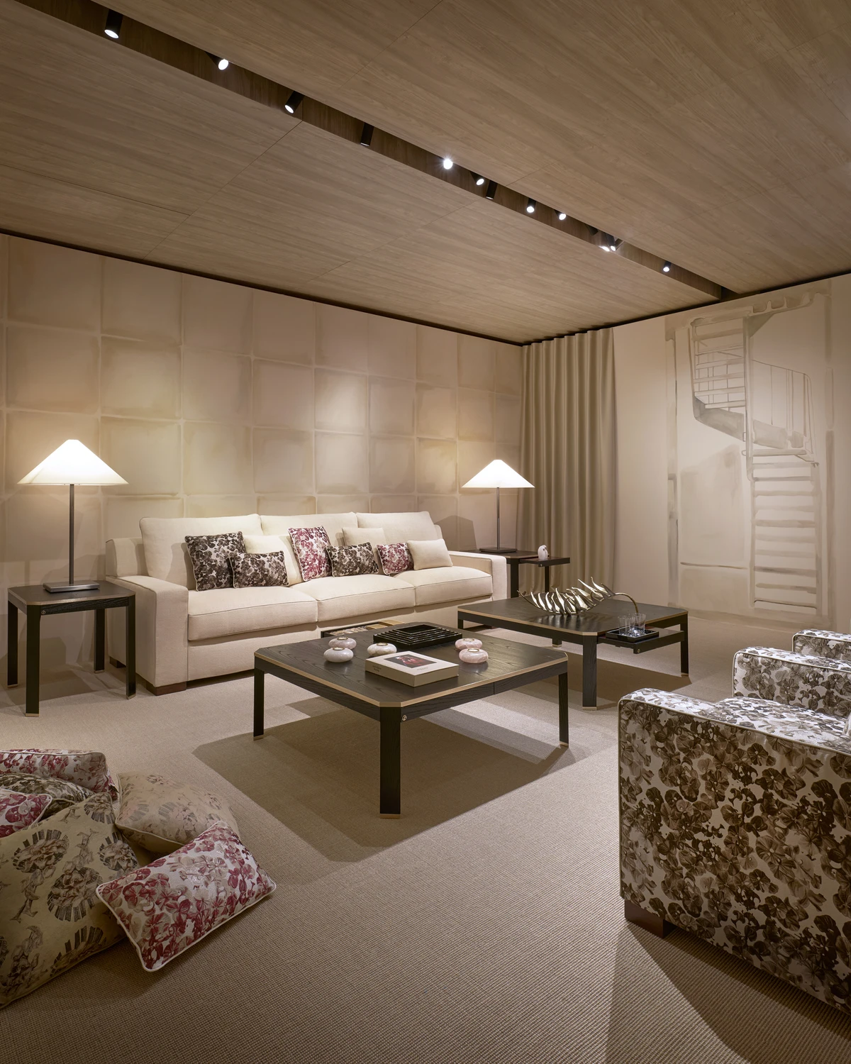 Salon Armani/Casa — meble, lampy, tkaniny